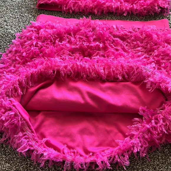 Pink Feathery Set - Picture 3 of 6